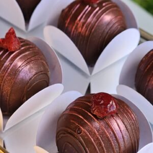 Bombom Surpresa de Cereja com chocolate