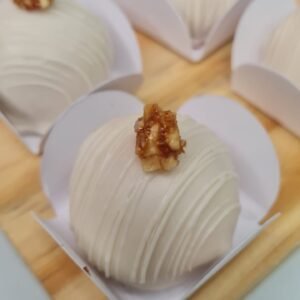 Bombom de Chocolate Branco com Crocrante.
