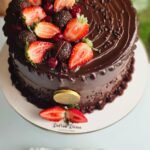 Torta Suculenta de chocolate com Morango