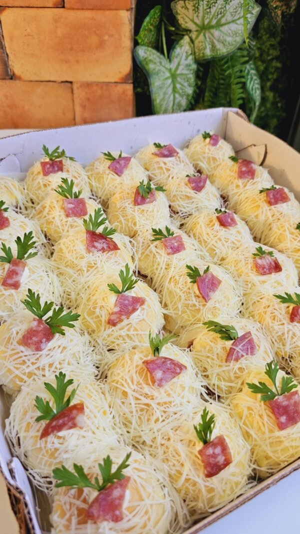 Mini sanduíche de salame
